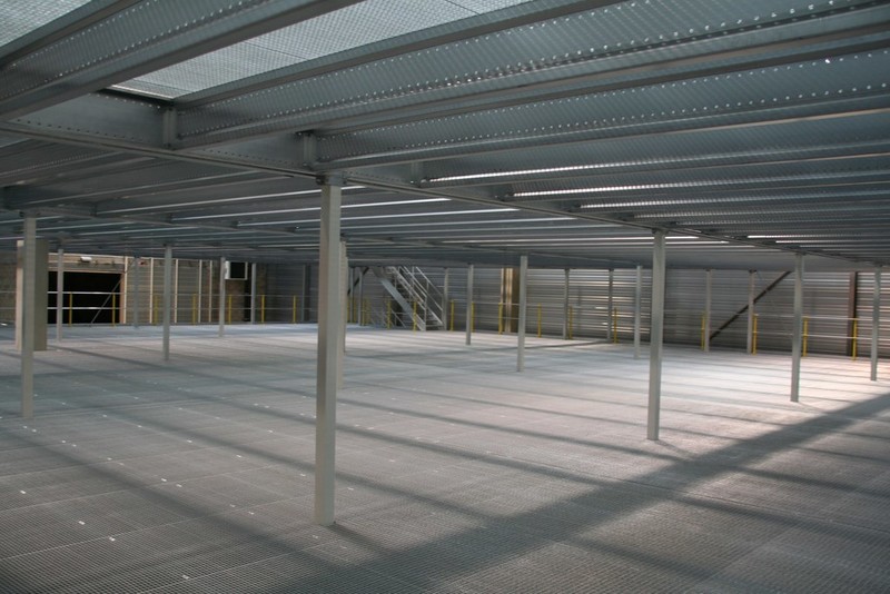 Poteau mezzanine, poteau métallique pour plateformes — free download