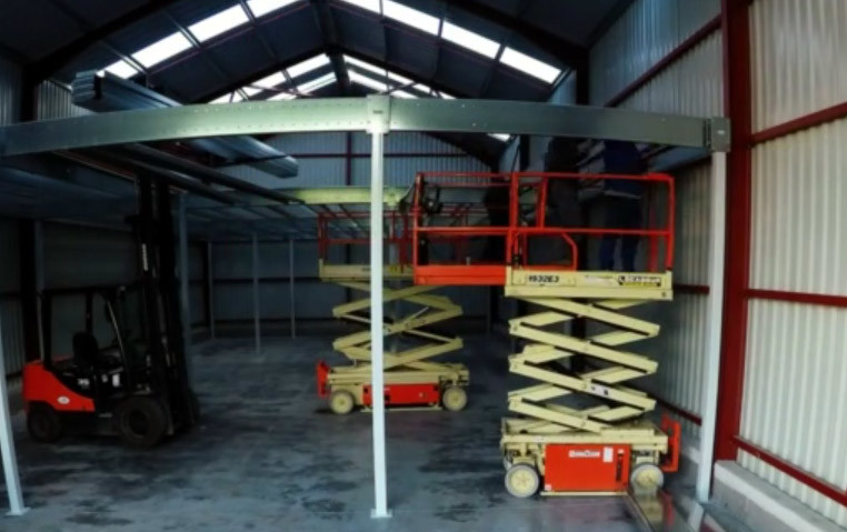 video installation mezzanine industrielle