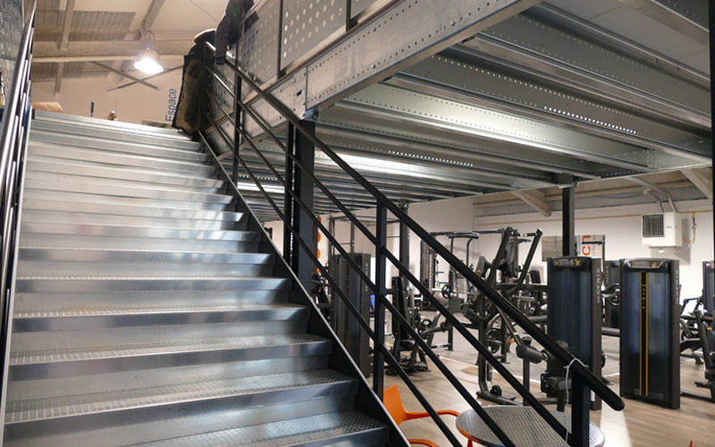 mezzanine-industrielle-plateforme-m-tallique-sur-mesure-mezzatech